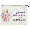 Gentuta femei, personalizata,  Fiecare zi este un dar de la Dumnezeu